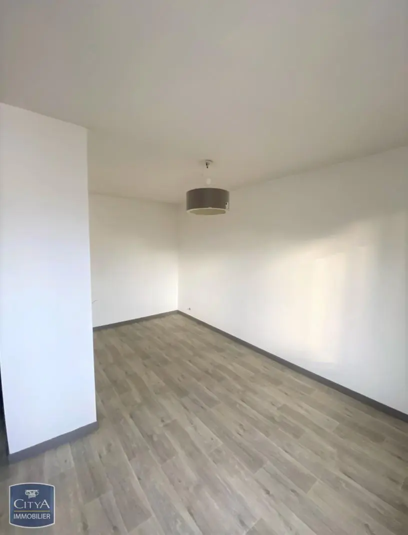 Photo 3 Appartement 1 pièce 27.38m²