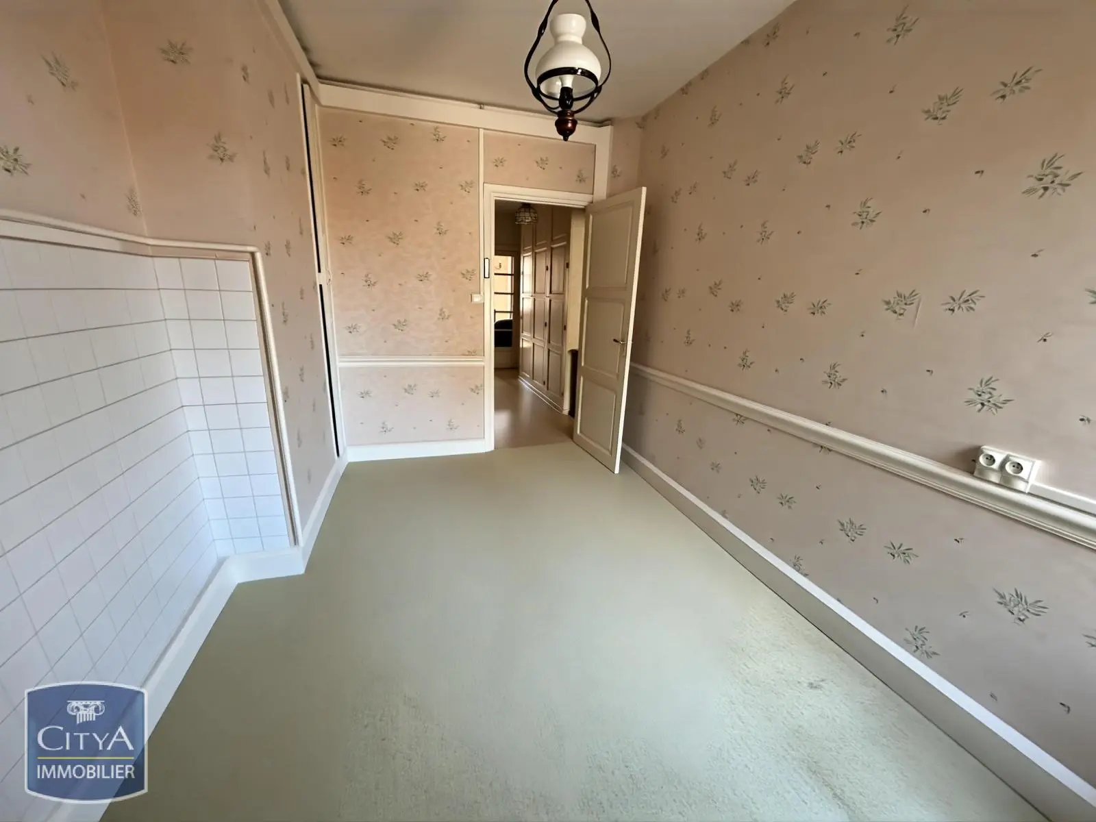 Photo 2 Appartement 2 pièces 56m²