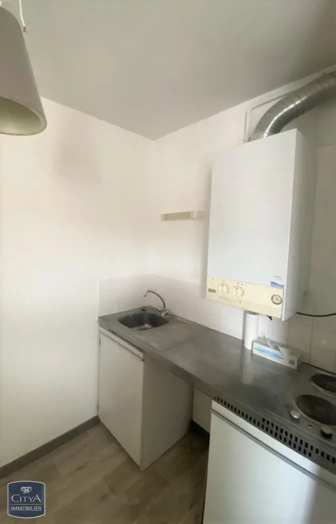 Photo 2 Appartement 1 pièce 27.38m²