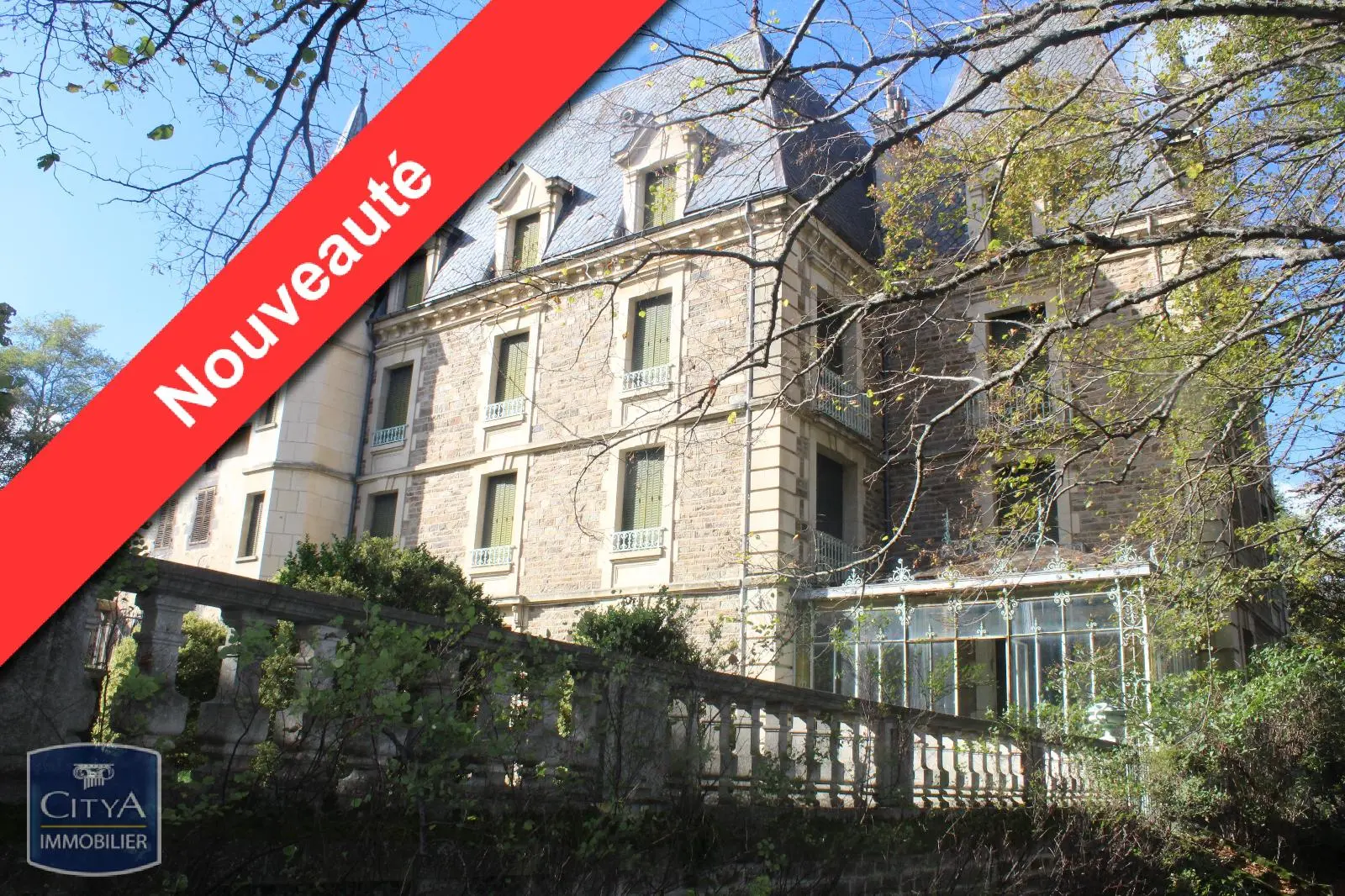 Photo 1 Demeure 21 pièces 580m²