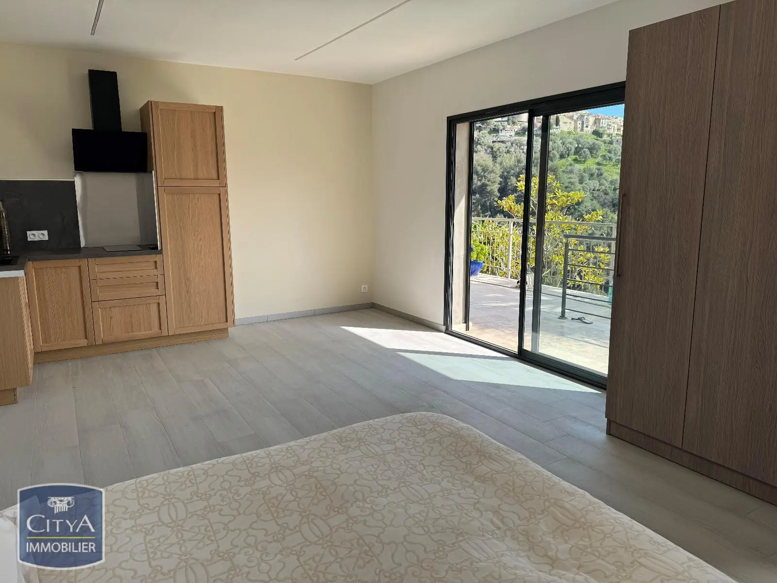 Photo 2 Appartement 1 pièce 28.04m²