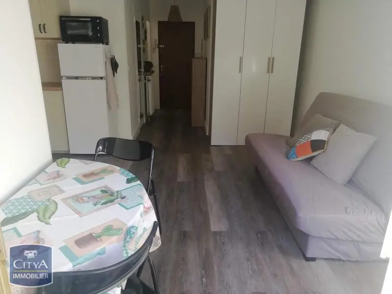 Photo 3 Appartement 1 pièce 23.47m²