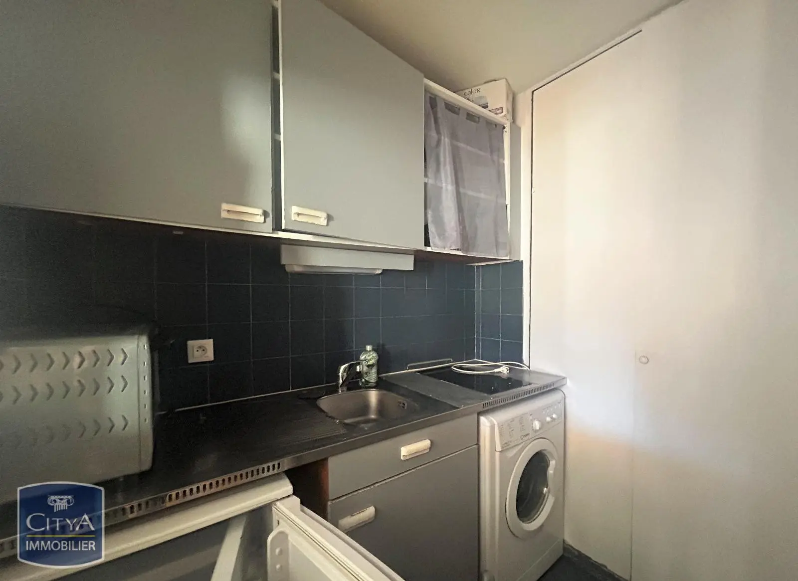 Photo 2 Appartement 1 pièce 23.37m²