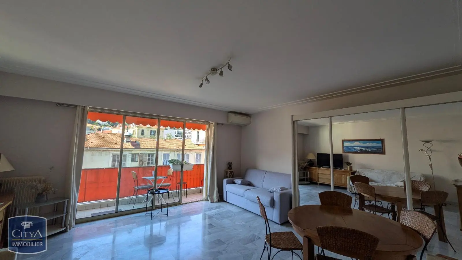 Photo 8 Appartement 1 pièce 45.07m²