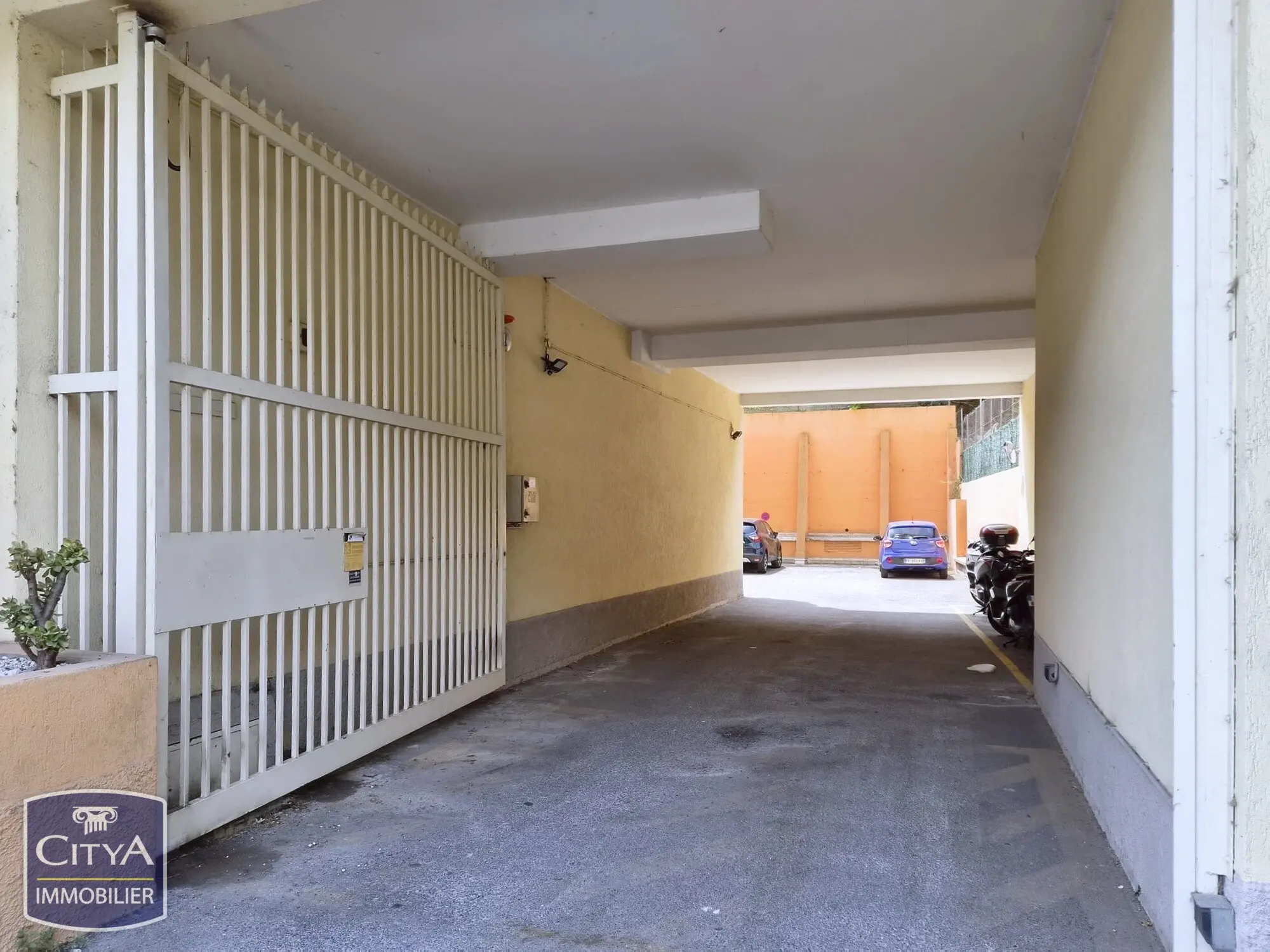 Photo 11 Local Commercial 13.4m²