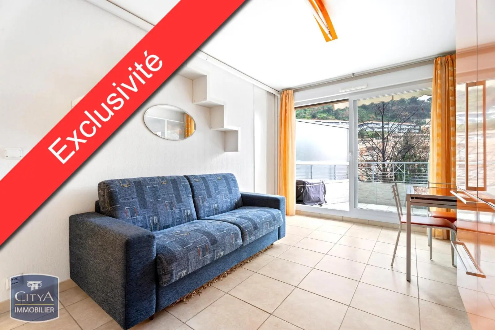 Photo 1 Appartement 1 pièce 28m²