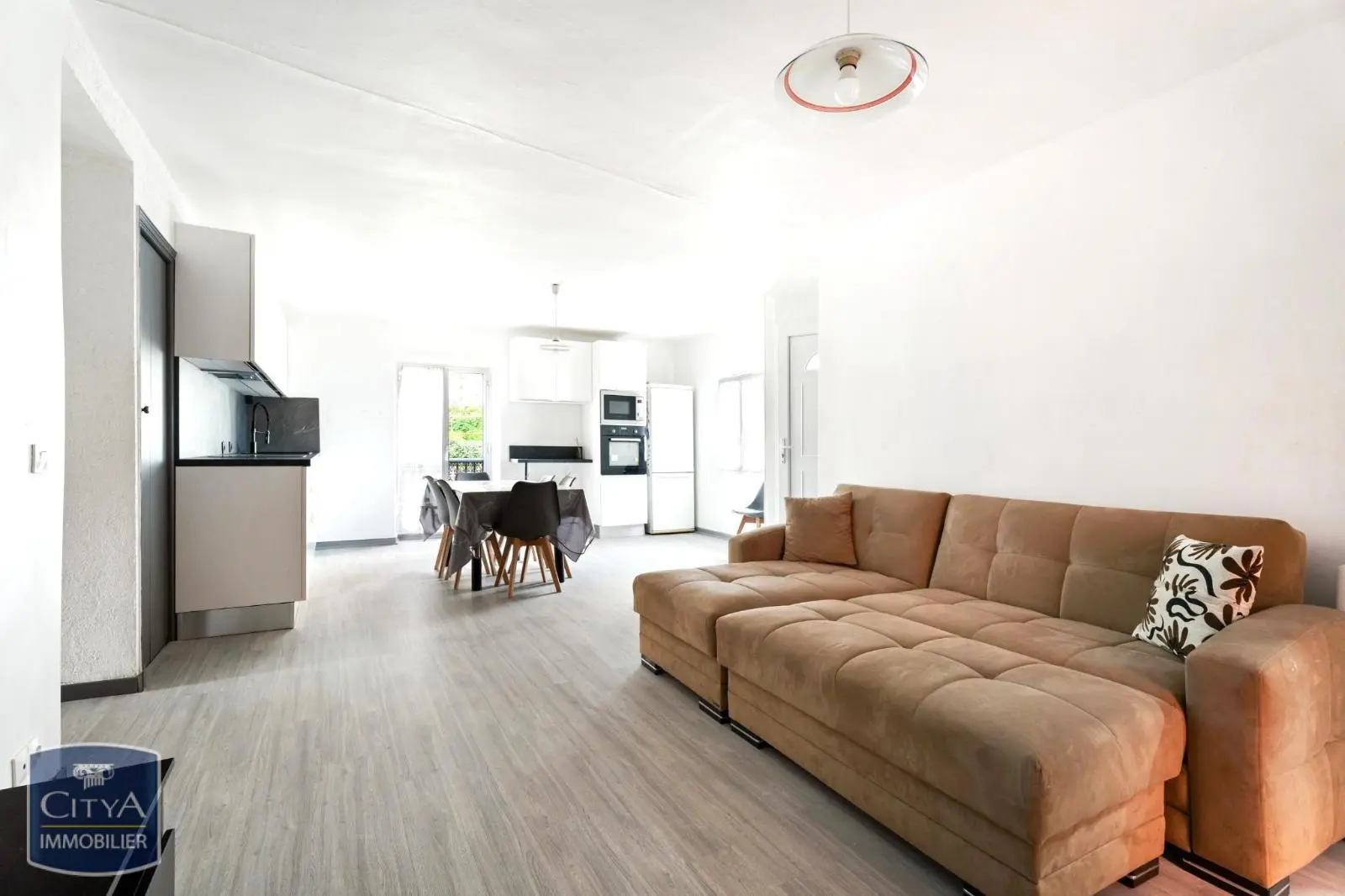 Photo 2 Appartement 4 pièces 84m²