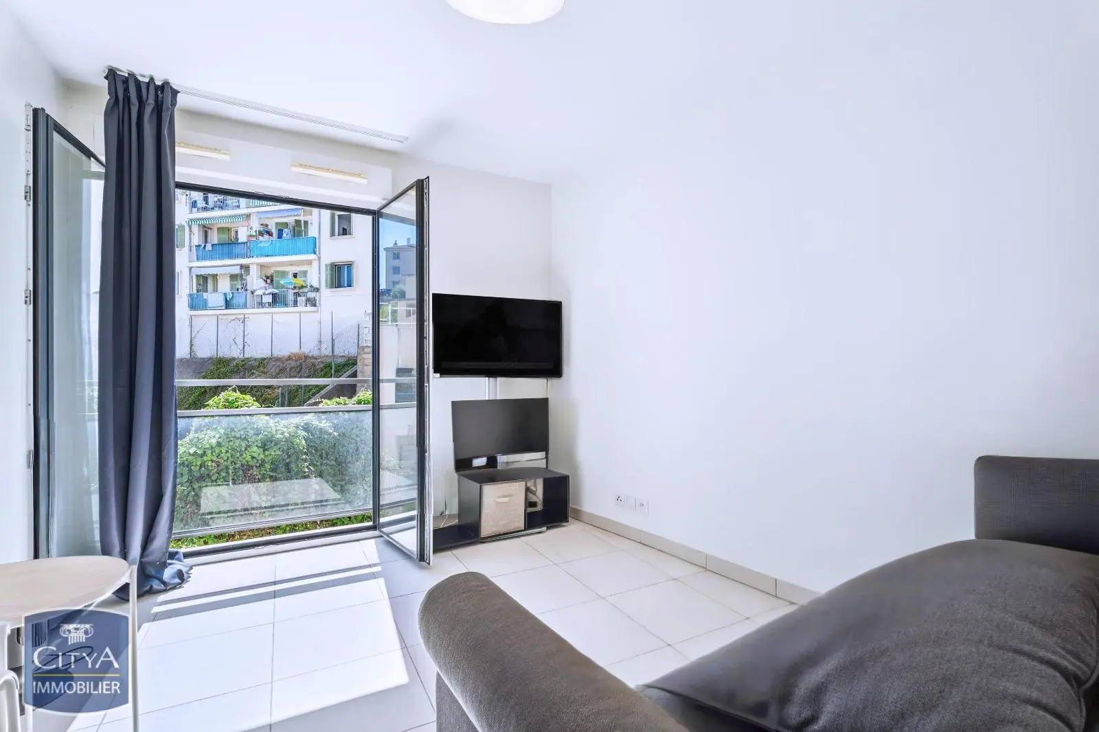 Photo 3 Appartement 1 pièce 23.37m²