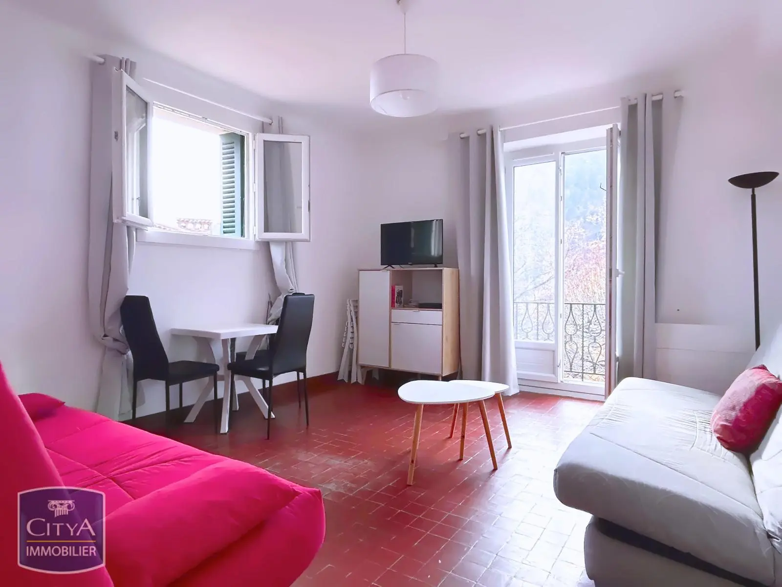 Photo 1 Appartement 2 pièces 50m²