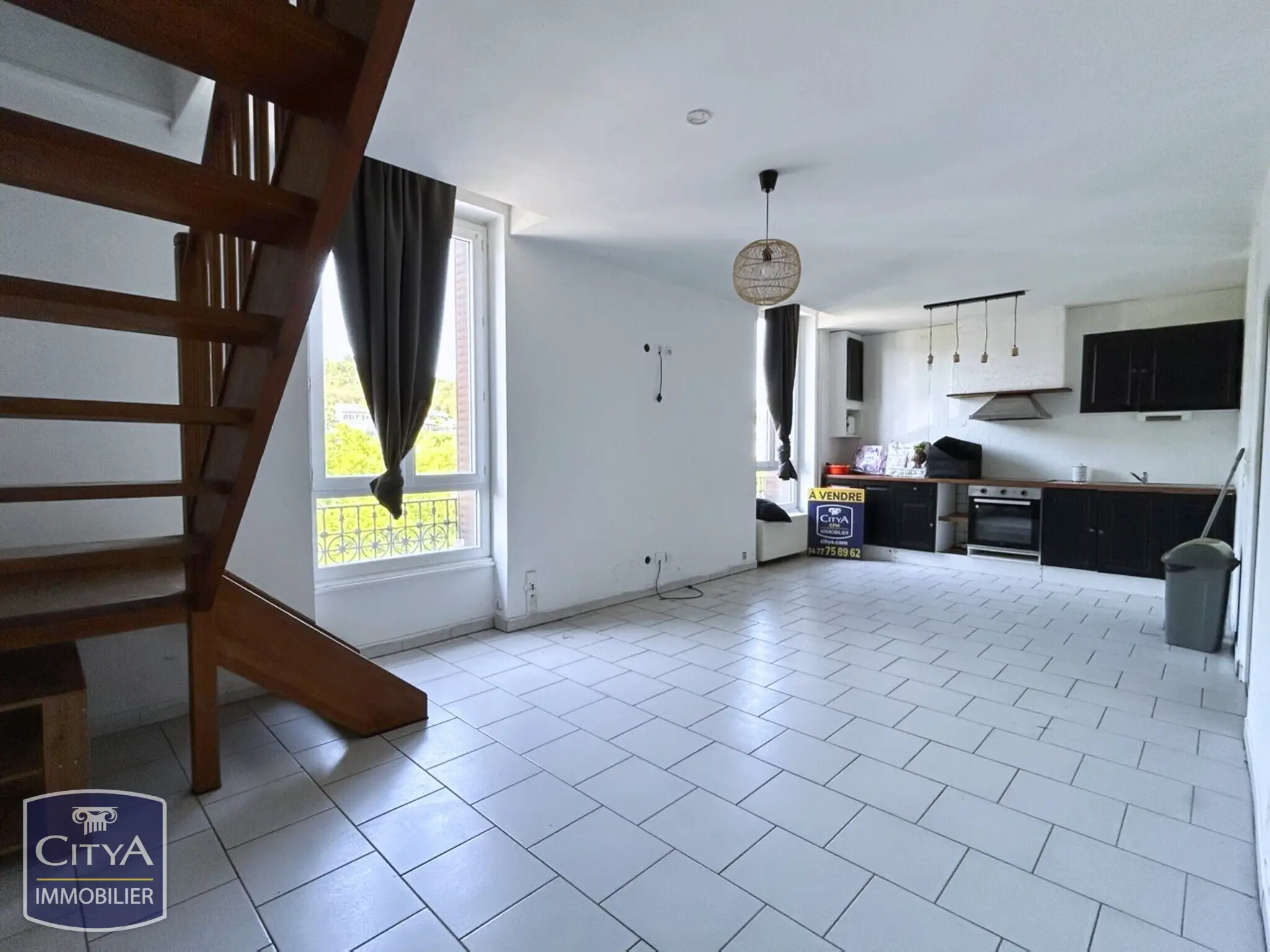 Photo 2 Appartement 4 pièces 77.29m²