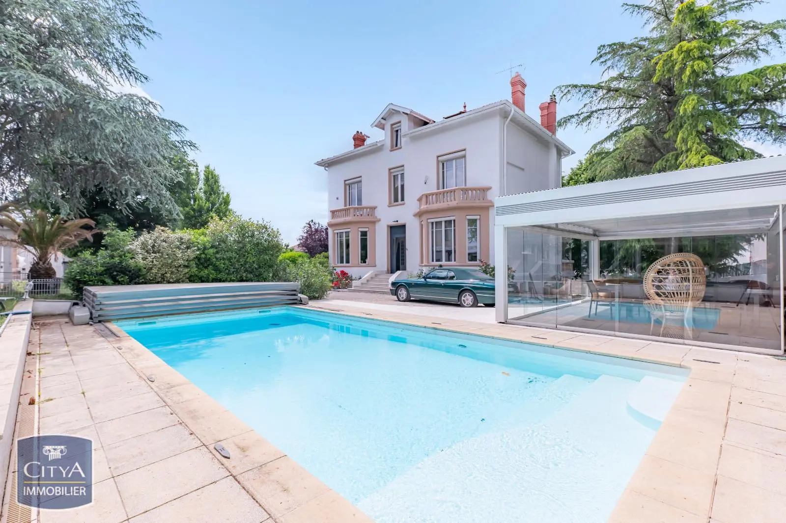 Photo 2 Maison 9 pièces 230m²