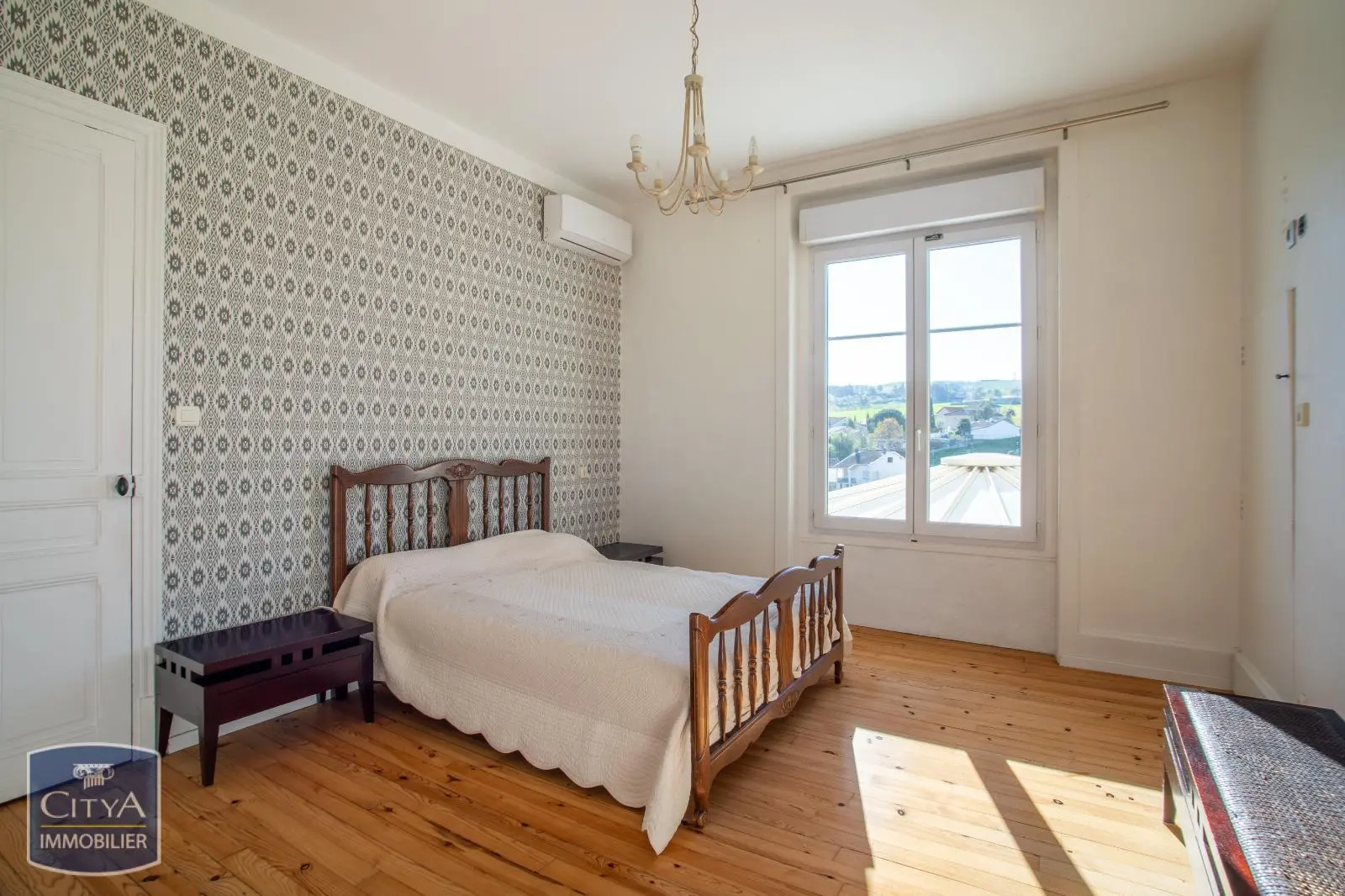 Photo 11 Maison 5 pièces 328m²