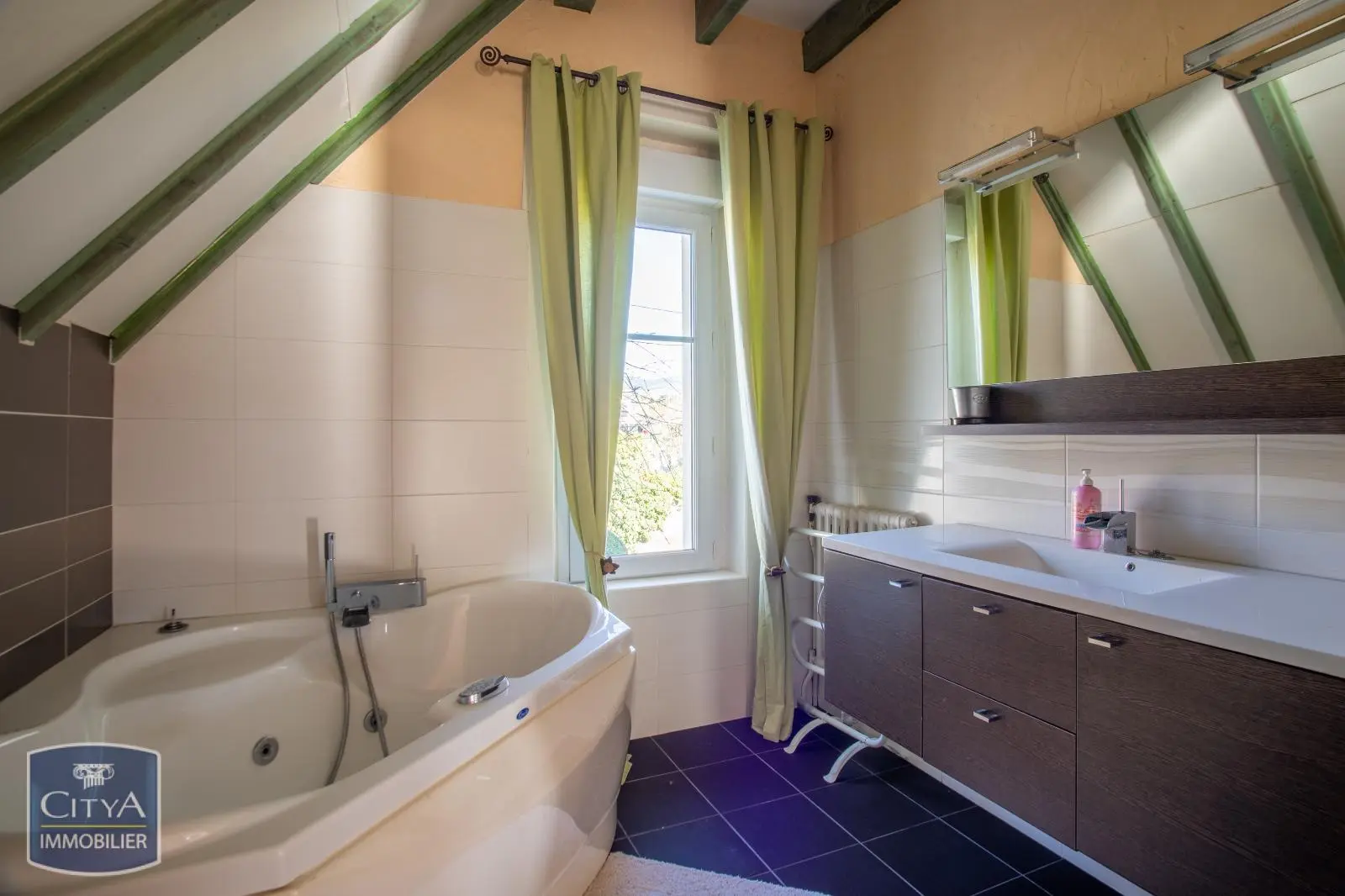 Photo 15 Maison 5 pièces 328m²