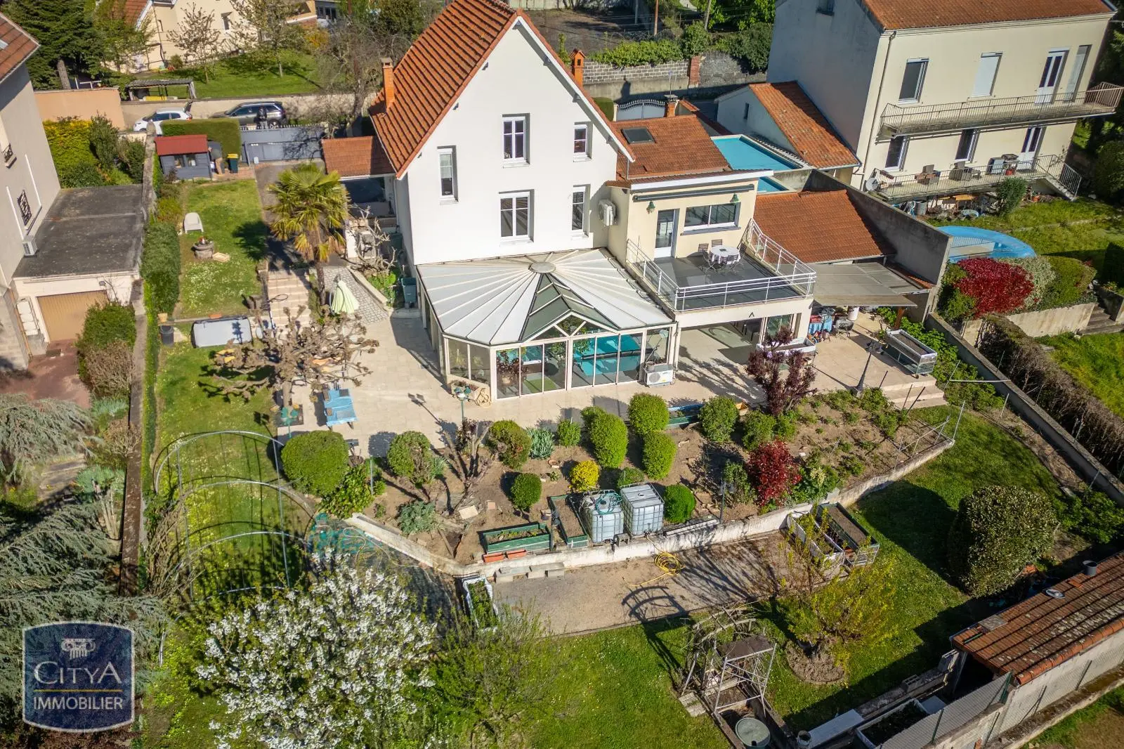 Photo 16 Maison 5 pièces 328m²