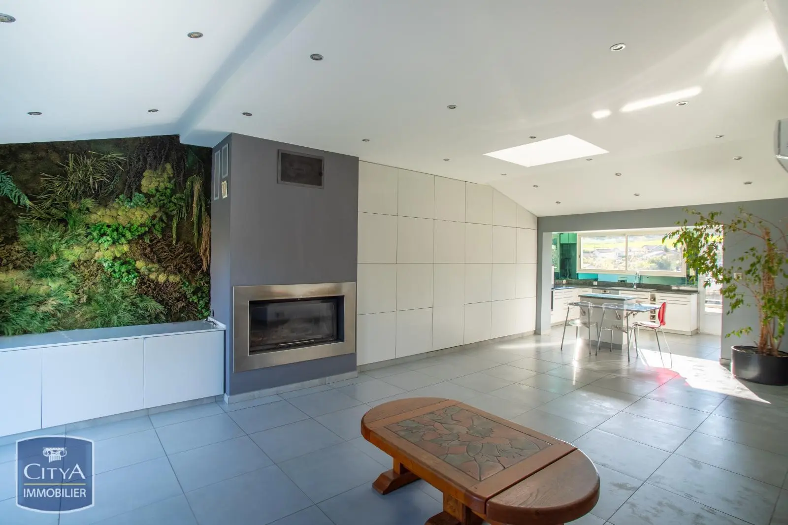 Photo 4 Maison 5 pièces 328m²