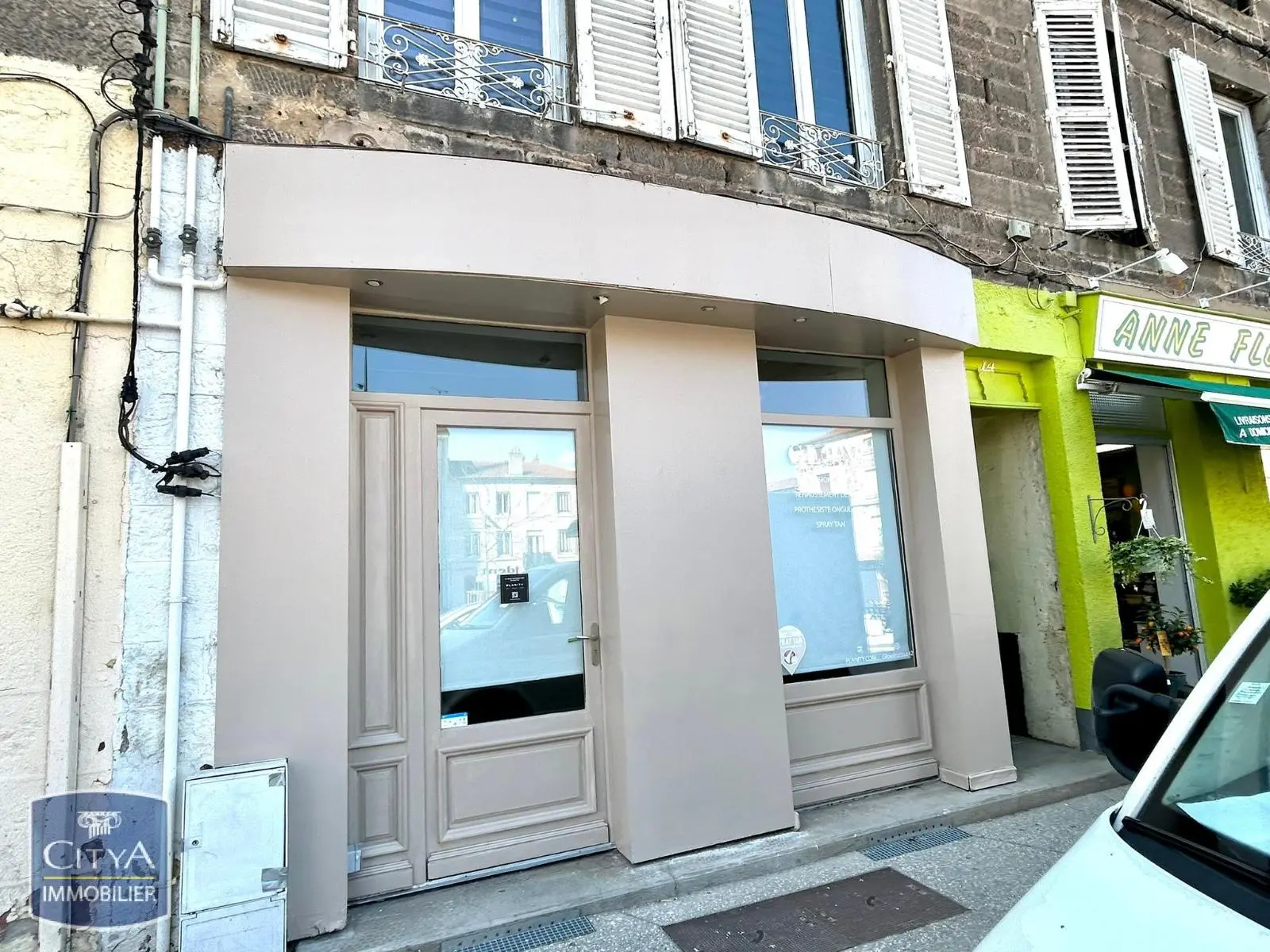 Photo 2 Local Commercial 42m²