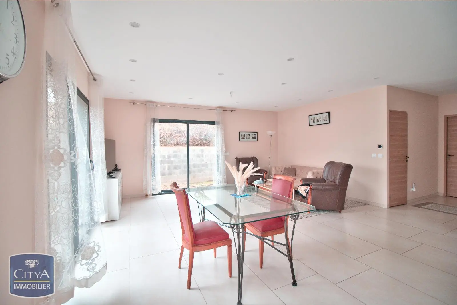 Photo 14 pour Maison 5 pièces 118m² Photo 14 Maison 5 pièces 118m²