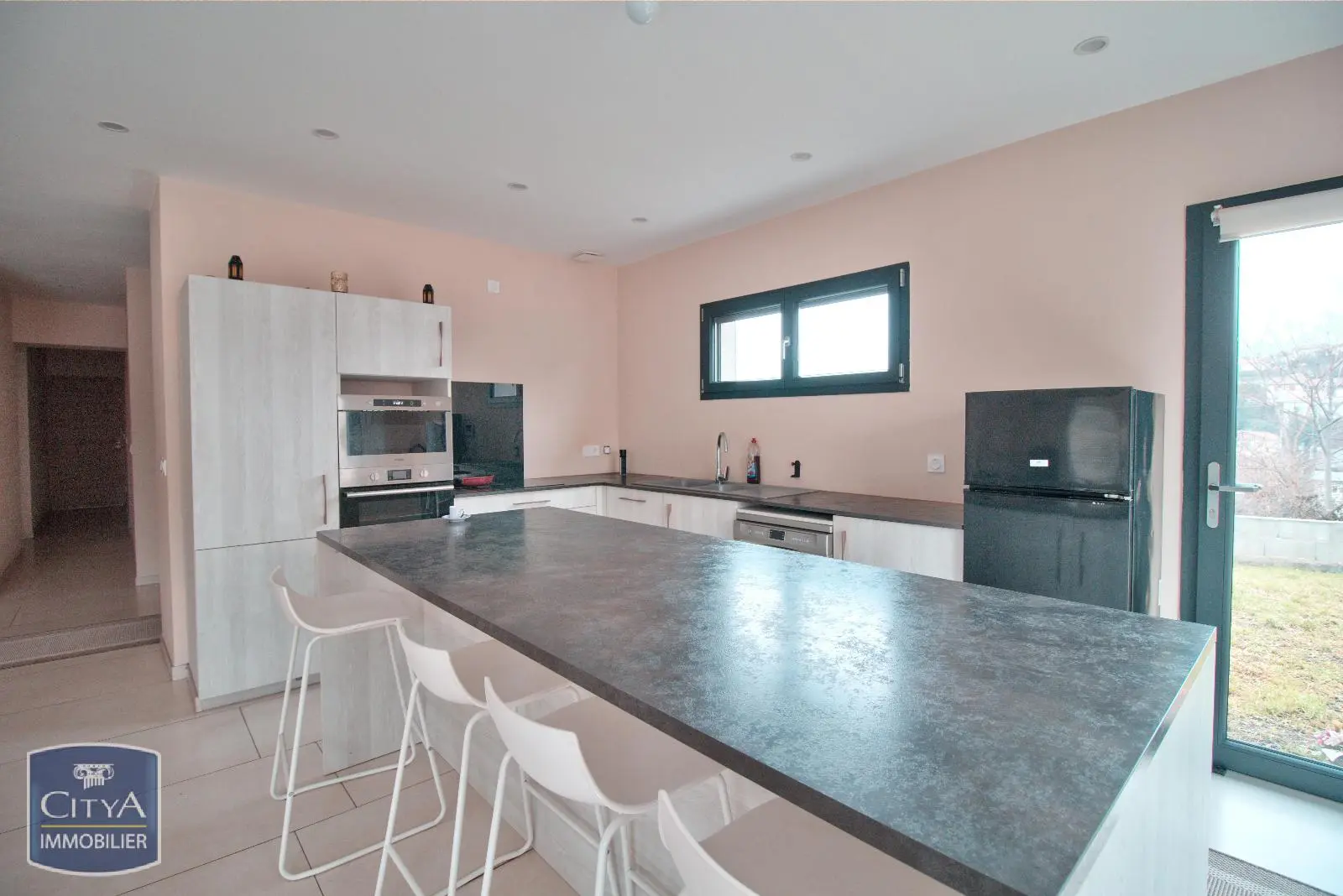 Photo 3 pour Maison 5 pièces 118m² Photo 3 Maison 5 pièces 118m²