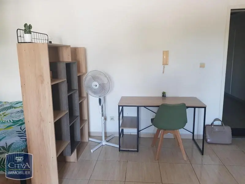 Photo 3 Appartement 1 pièce 28.05m²