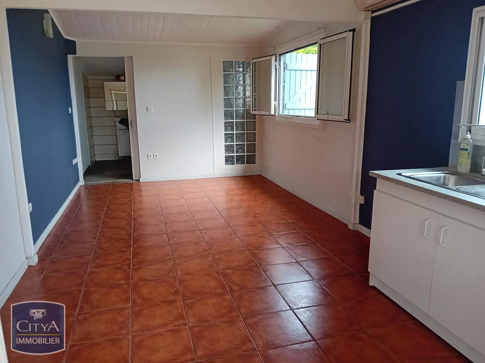 Photo 1 Appartement 1 pièce 21m²