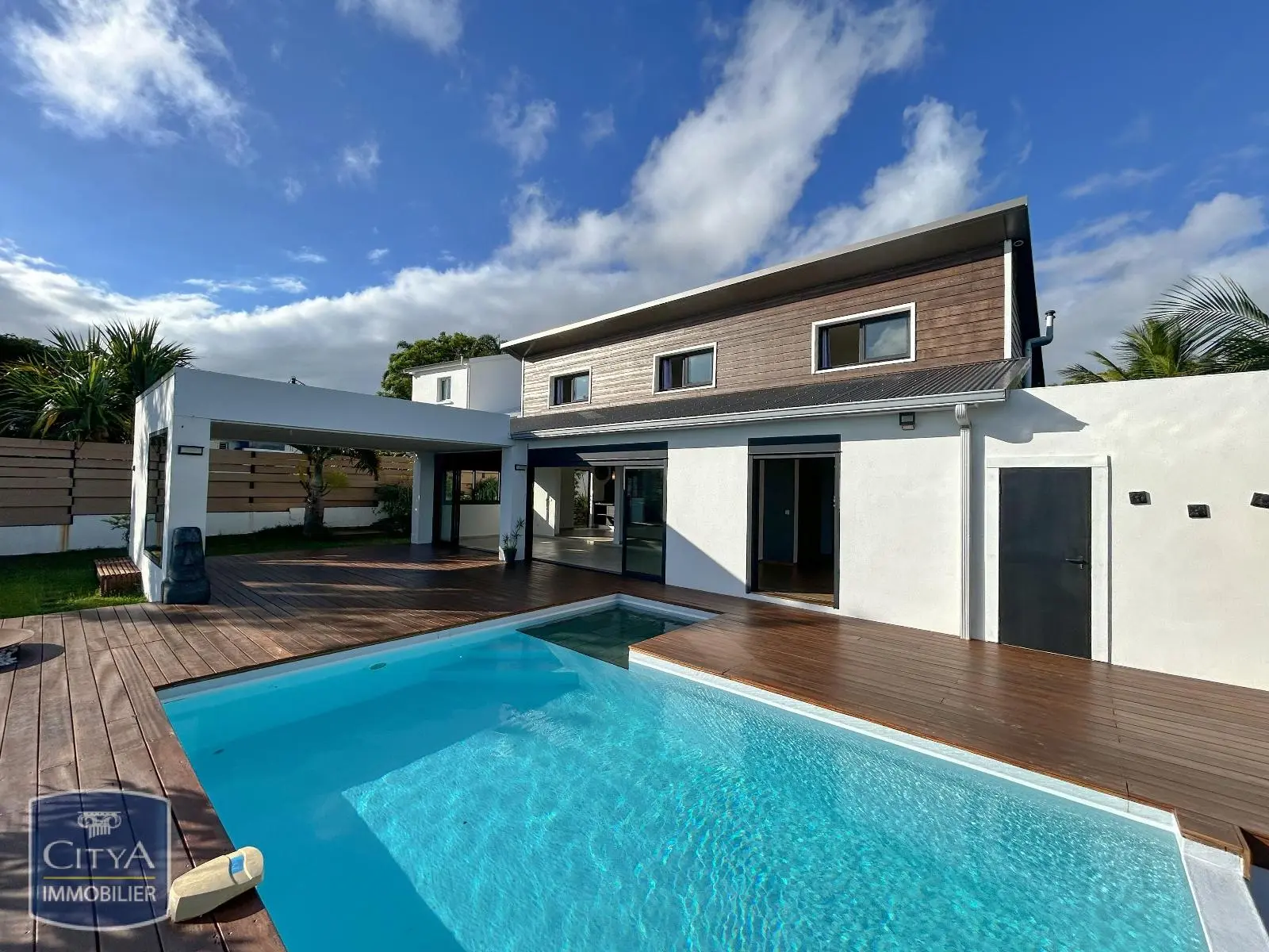 Photo 1 pour Maison 5 pièces 135m² Photo 1 Maison 5 pièces 135m²