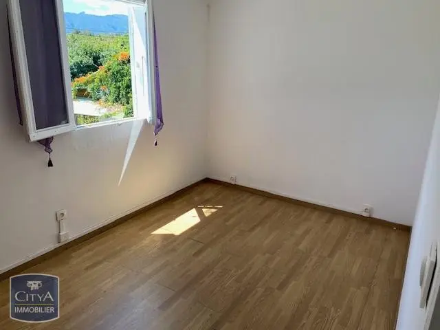 Photo 2 Maison 4 pièces 84m²