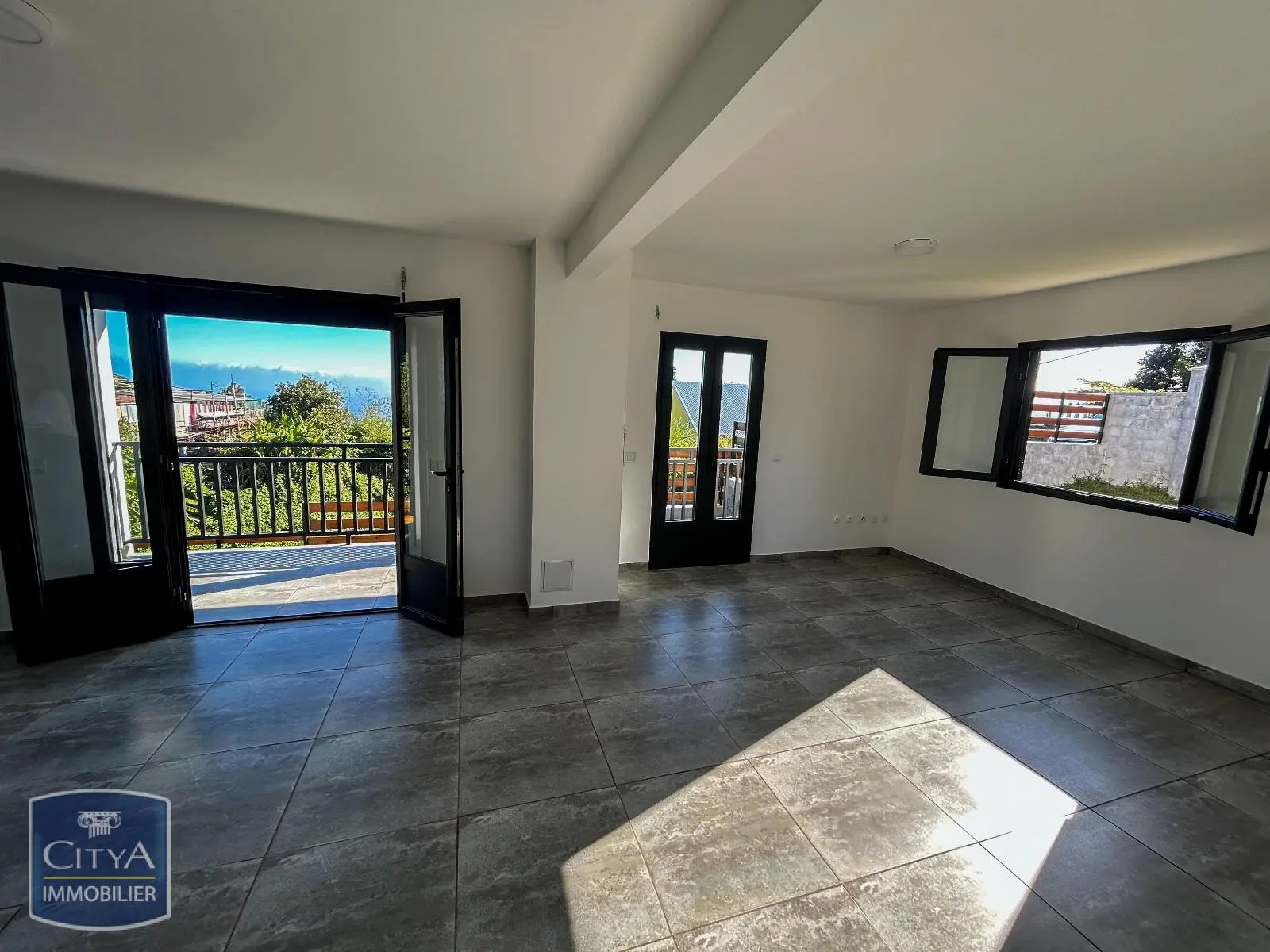 Photo 2 pour Maison 4 pièces 80.01m² Photo 2 Maison 4 pièces 80.01m²