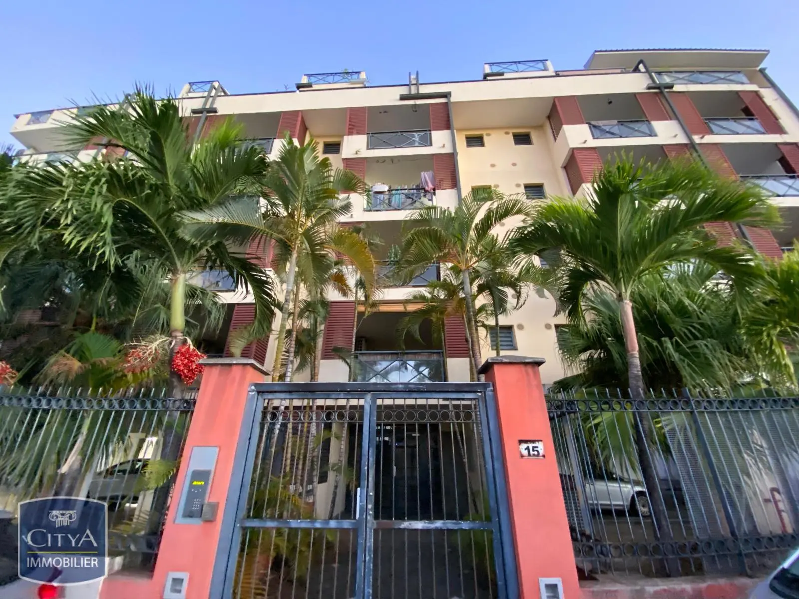 Photo 1 Appartement 1 pièce 18.57m²