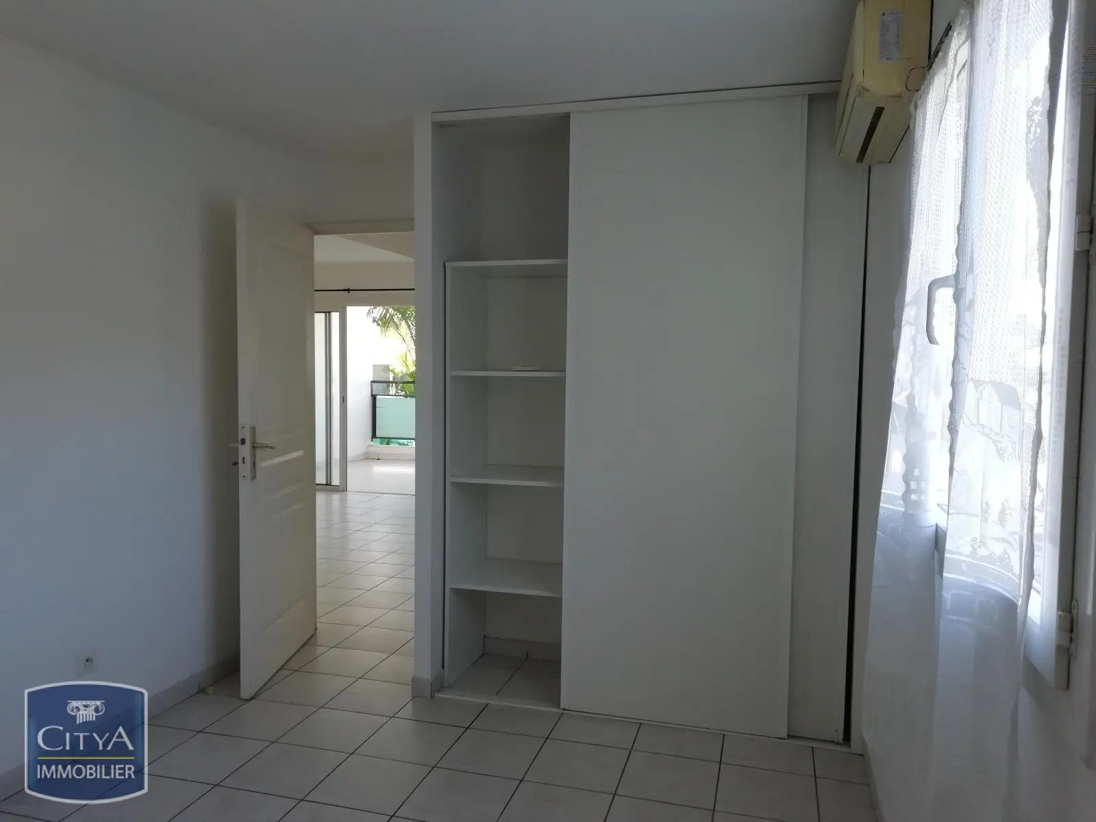 Photo 3 appartement L'Étang-Salé