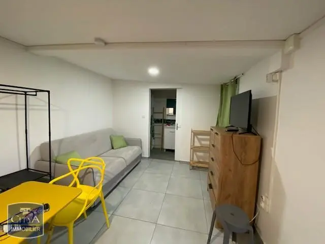 Photo 2 Appartement 1 pièce 17.7m²