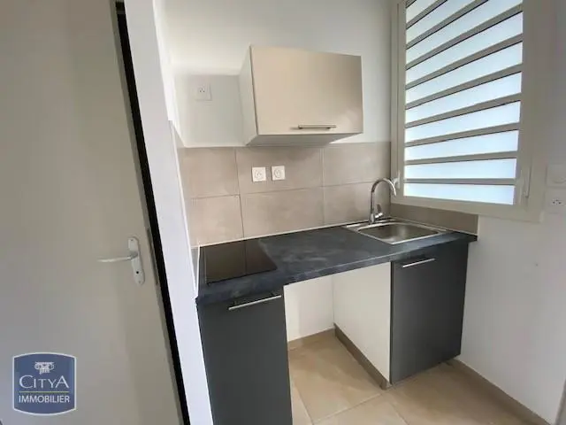 Photo 2 Appartement 1 pièce 26.34m²