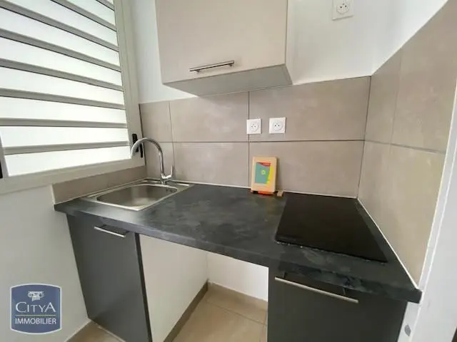 Photo 2 Appartement 1 pièce 22.79m²