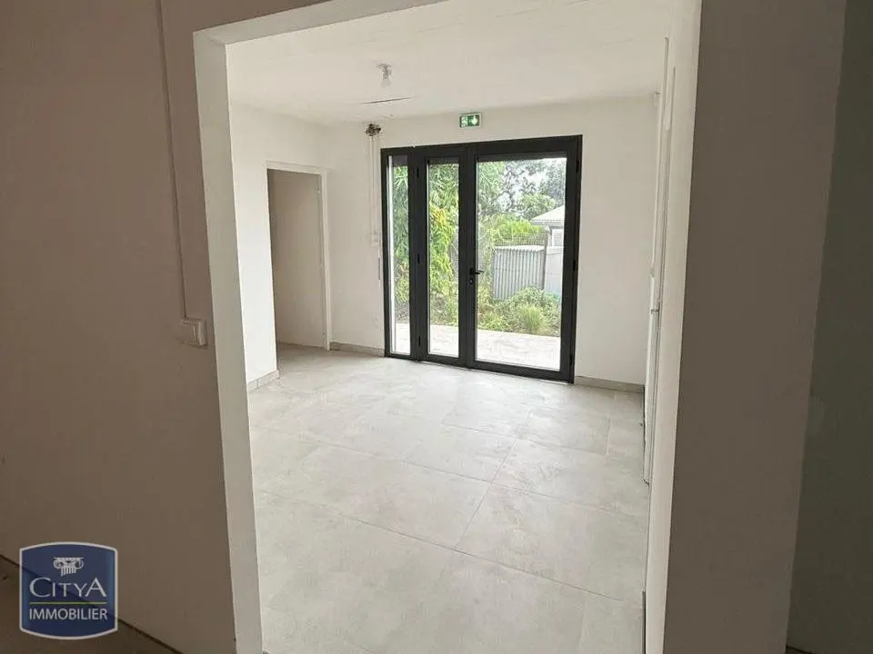 Photo 2 Local Professionnel 4 pièces 59.65m²