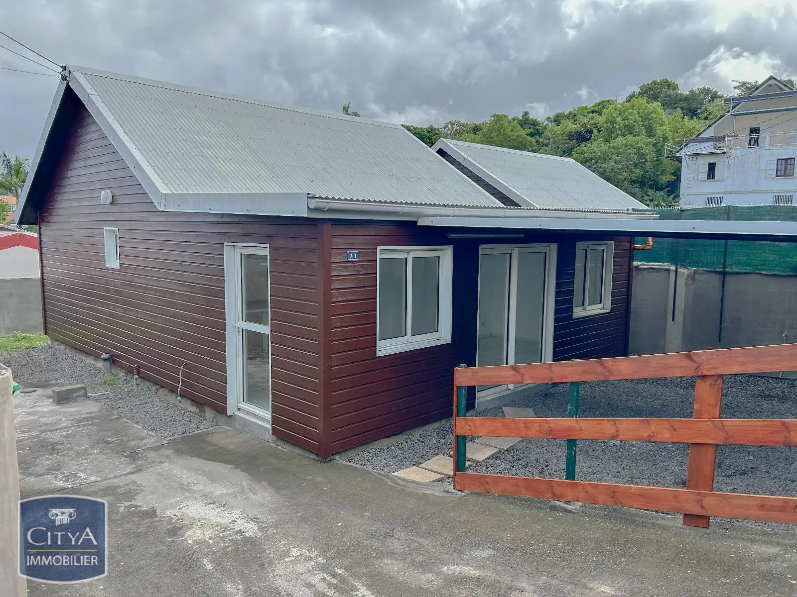 Photo 1 Maison 4 pièces 71.52m²