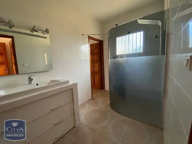 Photo 8 Maison 4 pièces 120m²