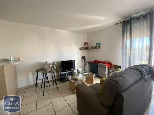 Photo 2 Appartement 1 pièce 30.6m²