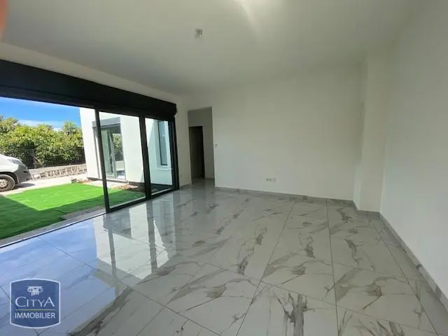 Photo 1 Maison 4 pièces 94m²