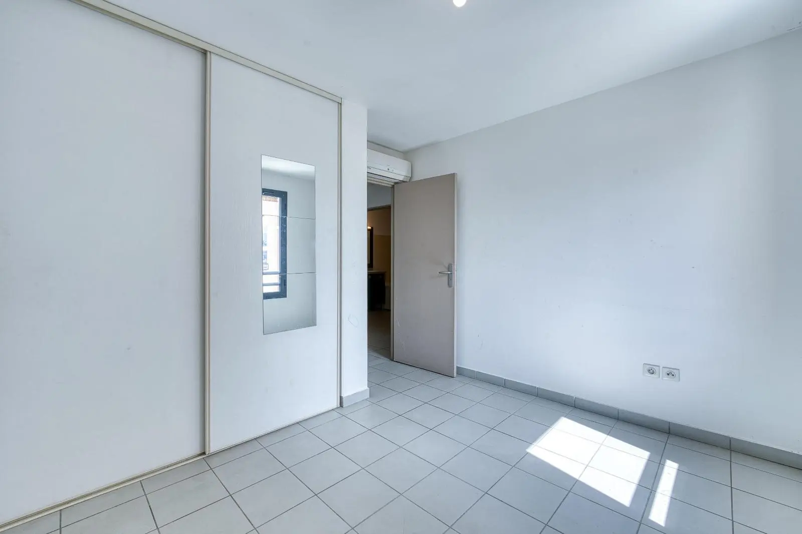 Photo 11 appartement Saint-Pierre