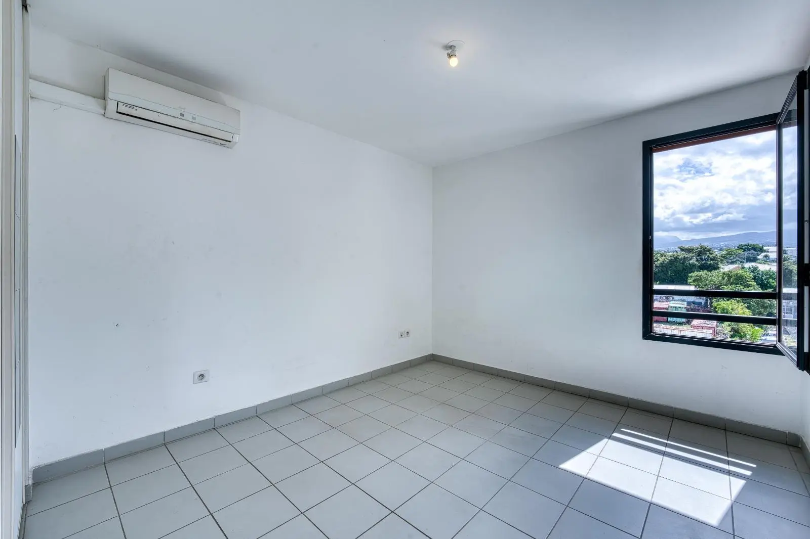 Photo 7 appartement Saint-Pierre