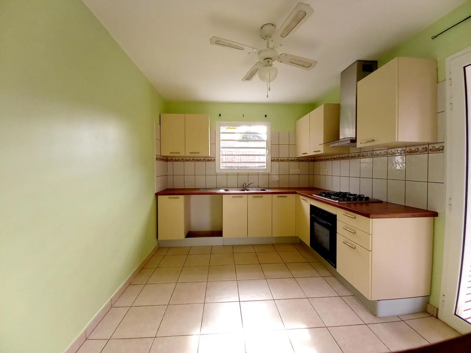 Photo 9 Maison 4 pièces 94m²