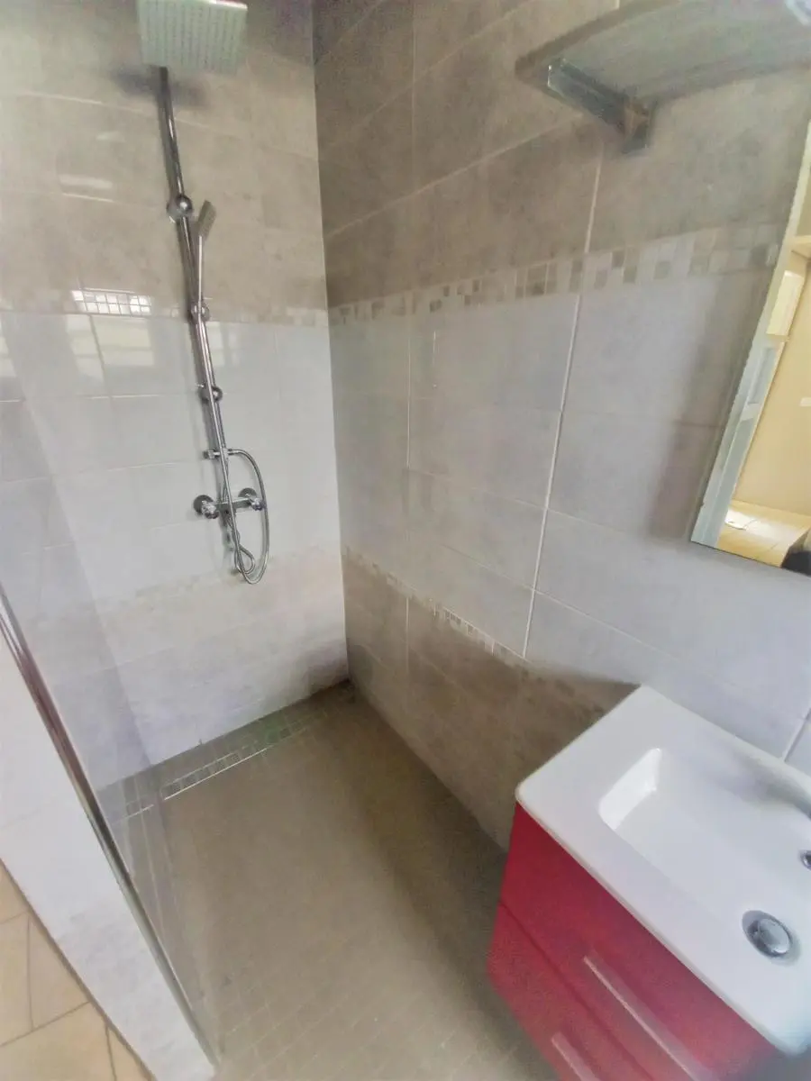 Photo 9 Maison 5 pièces 85m²