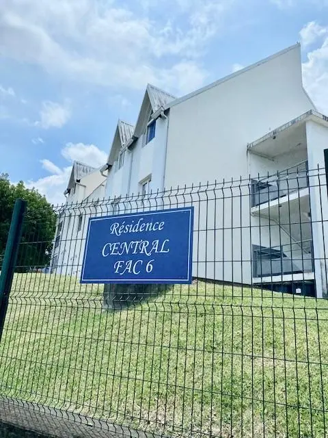 Photo 1 Appartement 1 pièce 19m²