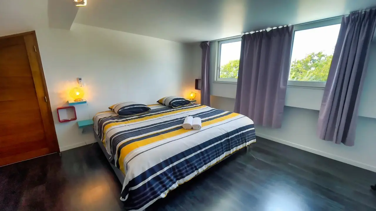 Photo 8 Maison 5 pièces 185m²