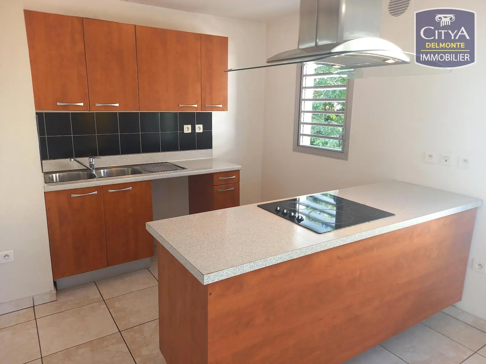 Photo 1 Appartement 4 pièces 76m²