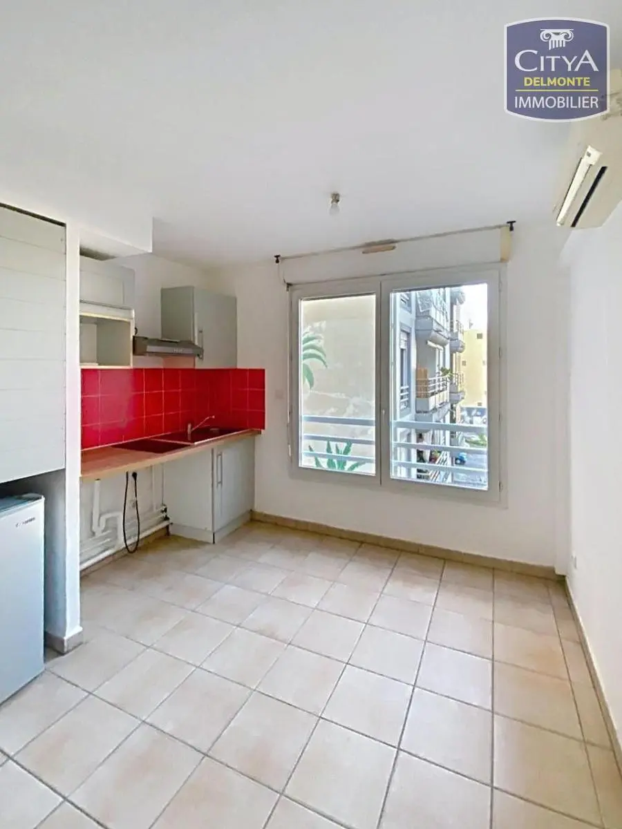 Photo 1 Appartement 1 pièce 26m²