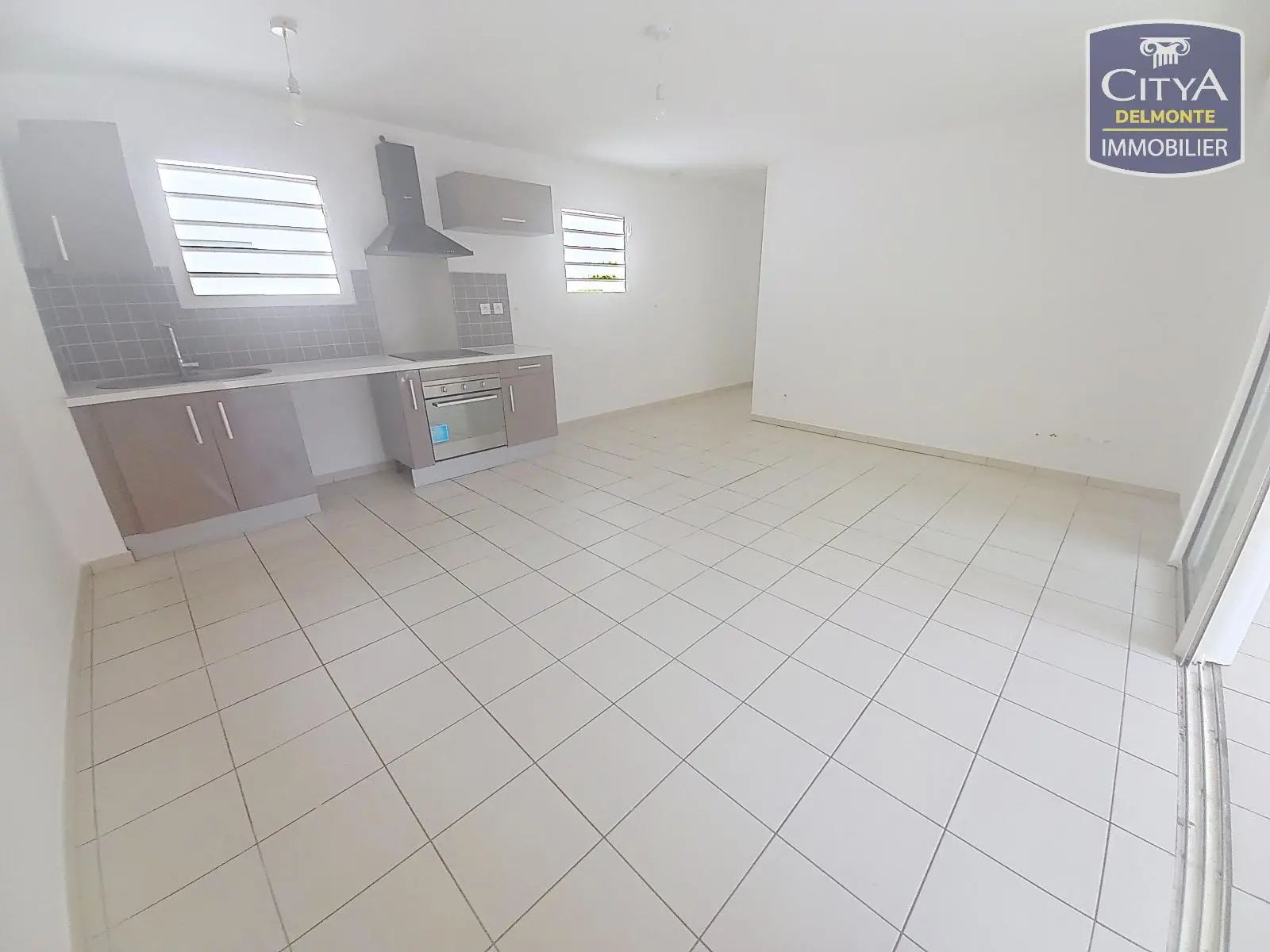 Photo 1 Appartement 2 pièces 48m²