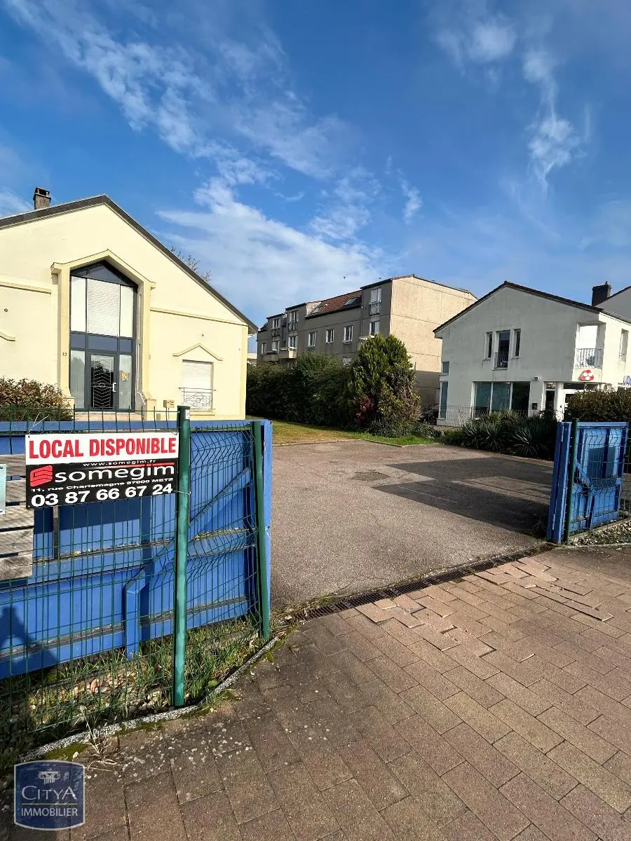 Photo 1 Local Professionnel