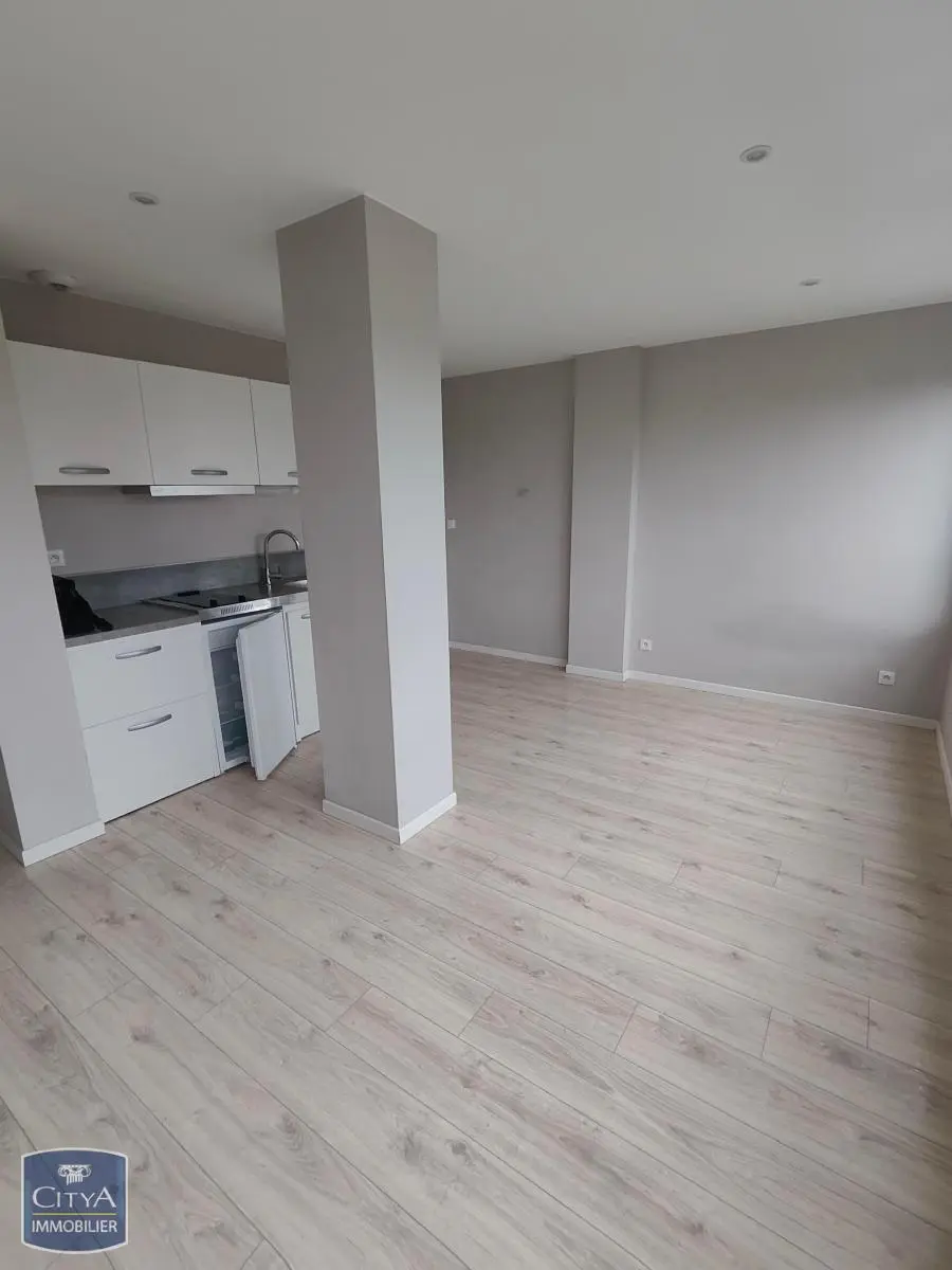 Photo 4 Appartement 1 pièce 24.75m²
