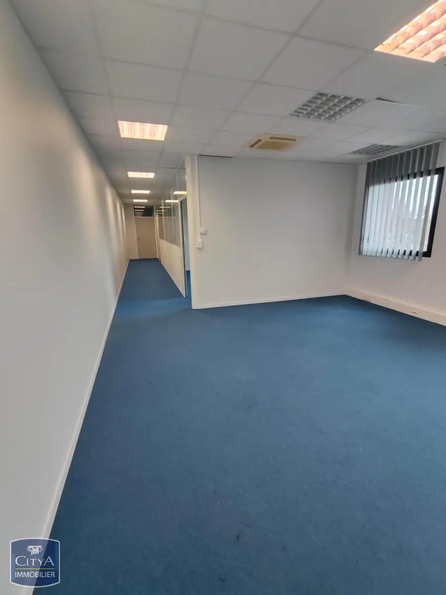 Photo 7 Local Commercial 102.68m²