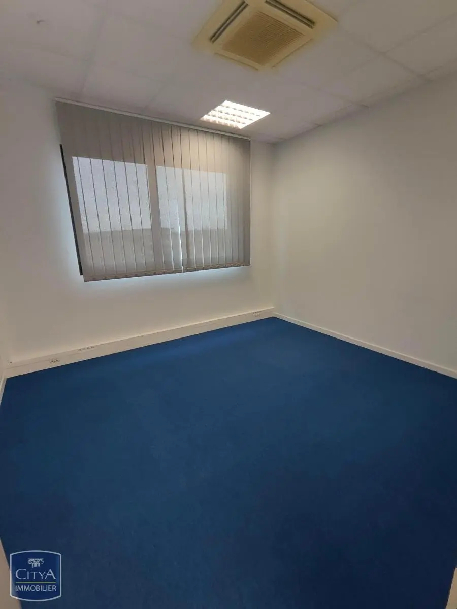 Photo 2 Local Commercial 102.68m²